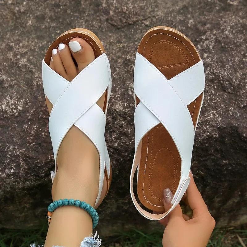 Женская обувь 2024 года, женские босоножки с открытым носком, повседневные босоножки с круглым носком, на платформе и танкетке, римские туфли для женщин