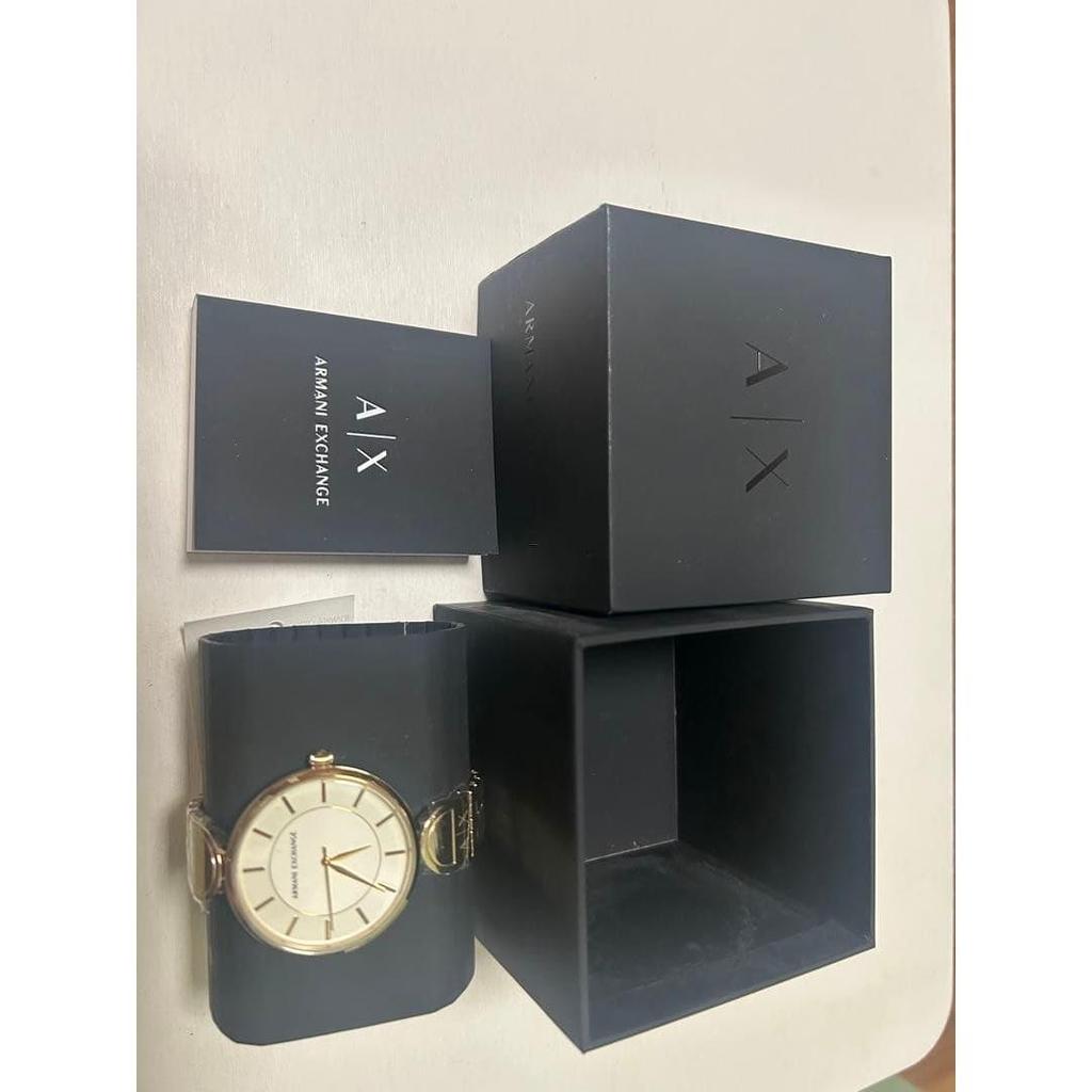 Б/у часы ARMANI EXCHANGE золотого цвета