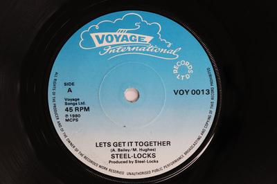 7-дюймовая пластинка STEELLOCKS Lets Get It Together Nineteen Eig VOY0013 VOYAGE INTERNAT 1980 Великобритания Регги Ска Даб Б/у