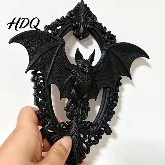 Темный эстетичный декор комнаты 3D-печатный готический летучая мышь Настенное украшение Винтажная рама Художественный стиль Орнамент Скульптура для Хэллоуина Дома Гостиной Спальни