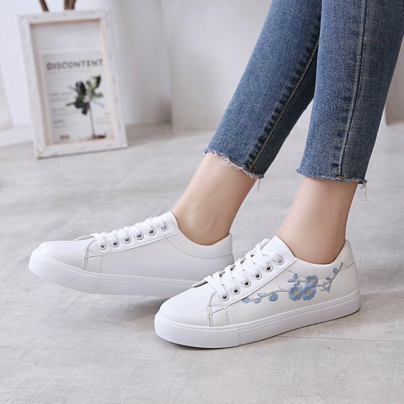 Fashion Women's Sneakers Butterfly Embroidered Flats Breathable Women's Shoes Women's Outdoor Running Vulcanized Shoes Chaussures Femme