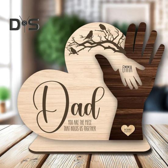 Семья, держащаяся за руки, табличка на стол, деревянная любовь, сердце, жест, украшение, День матери, День отца, домашний офис, стол, центральное украшение, украшение