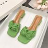 2024 Summer New Solid Color Pleated Women's Korean Edition Simple Sandals Fashion Square Toe Open Toe Square Heel Slippers