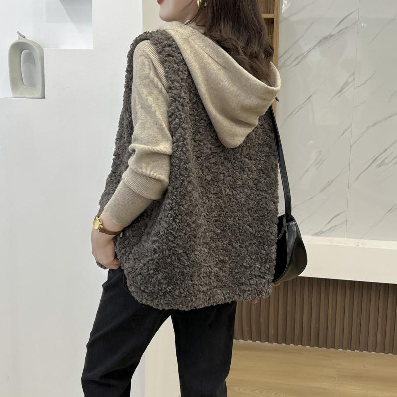 Осень и зима новый жилет без рукавов из овечьей шерсти женский корейский вариант модного жилета жилет универсальный темперамент пальто