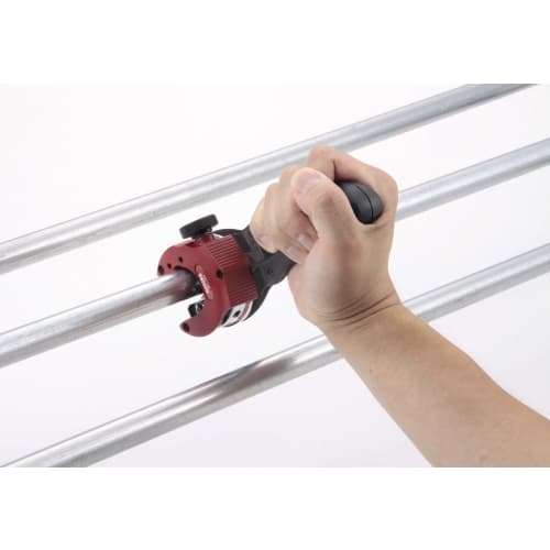 Takagi Труборез с храповым механизмом GISUKE 6~28 мм RPC-400