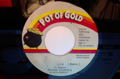 7-дюймовая пластинка RICHIE STEPHENS - Работа (ремикс) НЕТ Pot Of Gold Ямайка Регги, Ска и Даб Используется
