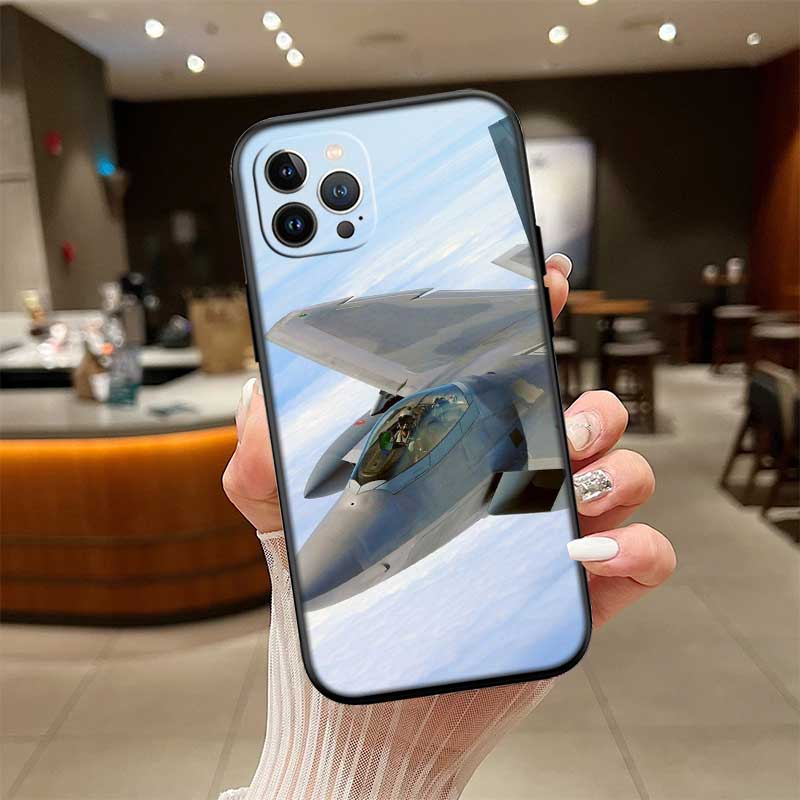 RE56 Стратегический бомбардировщик Чехол для Samsung M06 M15 M16 M35 M55 M56 A36 A42 A50 A50S A51 A52 A32 A33 A05 A05S A06 A16 A20