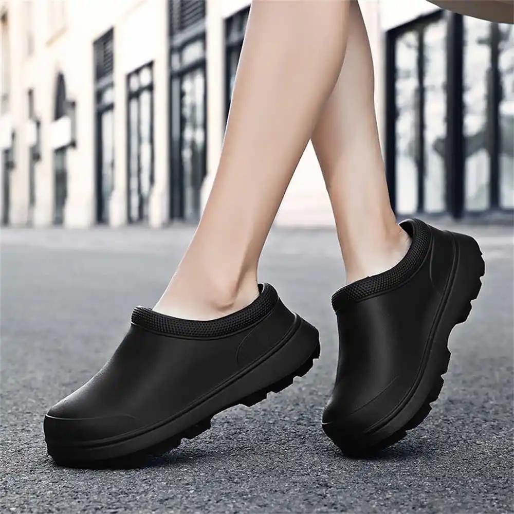 Bedroom Clog Running Shoes Woman Slippers Unisex Bathroom Sandal Sneakers Sports Expensive Traning Overseas High-quality