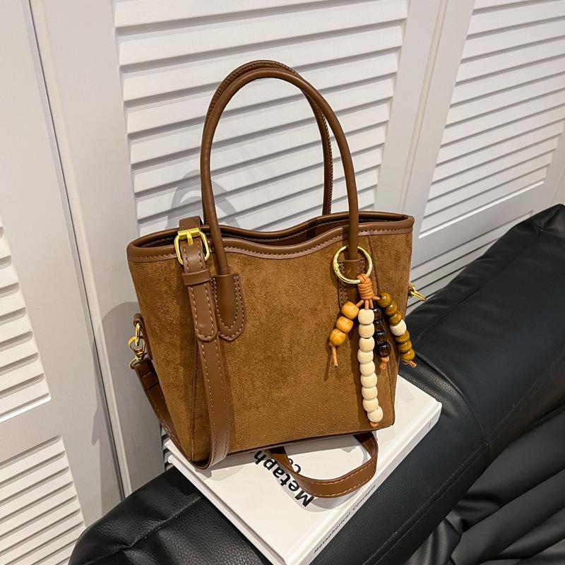 Сумка с леопардовым принтом женская осенне-зимняя универсальная 2025 новая матовая ретро сумка-мессенджер повседневная взрывная портативная сумка-ведро