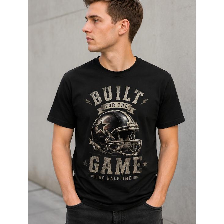 Men's Black Short Sleeve T-Shirt with Vintage Football Helmet Graphic, Crew Neck, Soft Cotton Feel, Casual Wear for Game Day or Everyday Style