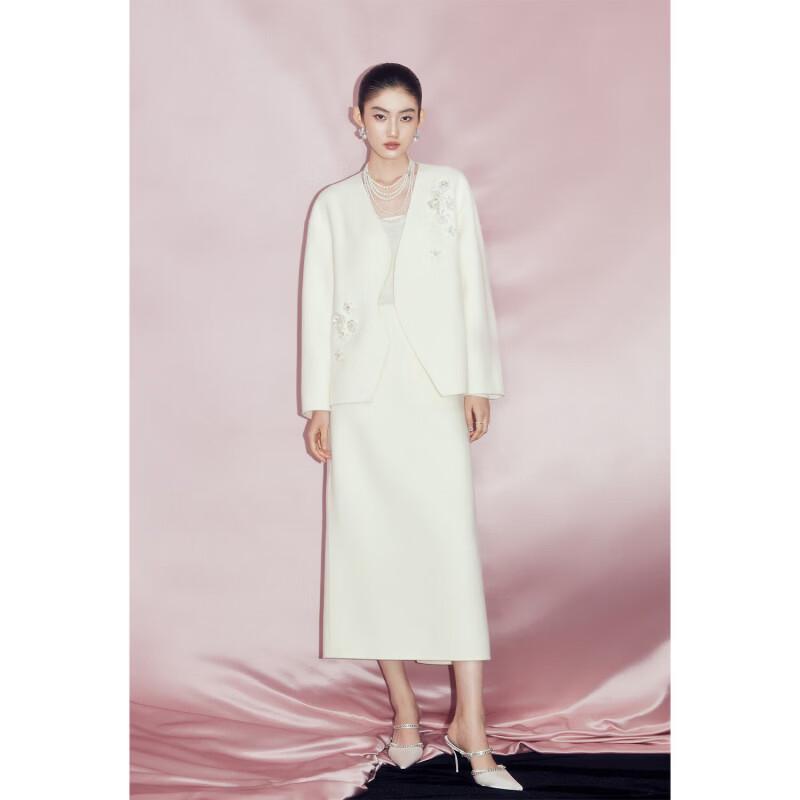 Коллекция Mandy Zhang Moonlight White из 100% австралийской шерсти с бусинами