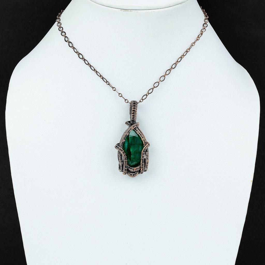 Подвеска с ограненным замбийским изумрудом, подвеска с медной проволокой, подвеска ручной работы, подарок для мамы, подвеска из натурального драгоценного камня, ювелирное изделие с медной проволокой