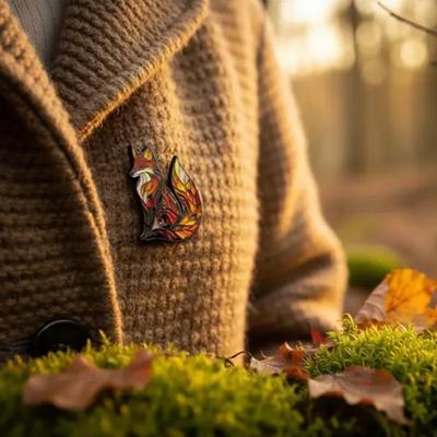 Yousheng Красочная эмалевая брошь с дикими животными в стиле витража, милая брошь на лацкан в виде волка, лисы, красной птицы, колибри для курток, шарфов, рюкзаков