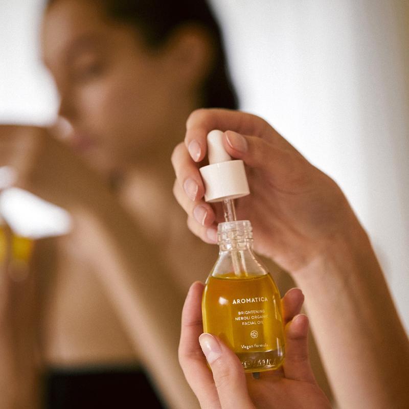 AROMATICA Органическое осветляющее масло для лица Нероли 30 мл