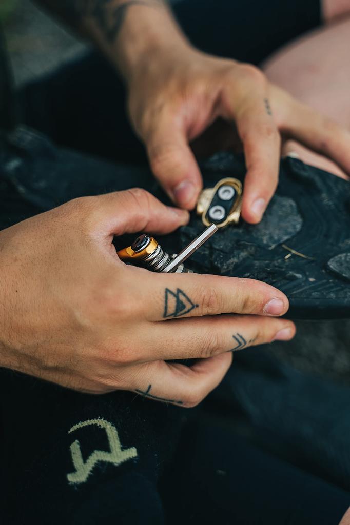 CRANK BROTHERS велосипедный портативный инструмент 17 функций никель 17115025 MULTI-17 (Мульти-17)