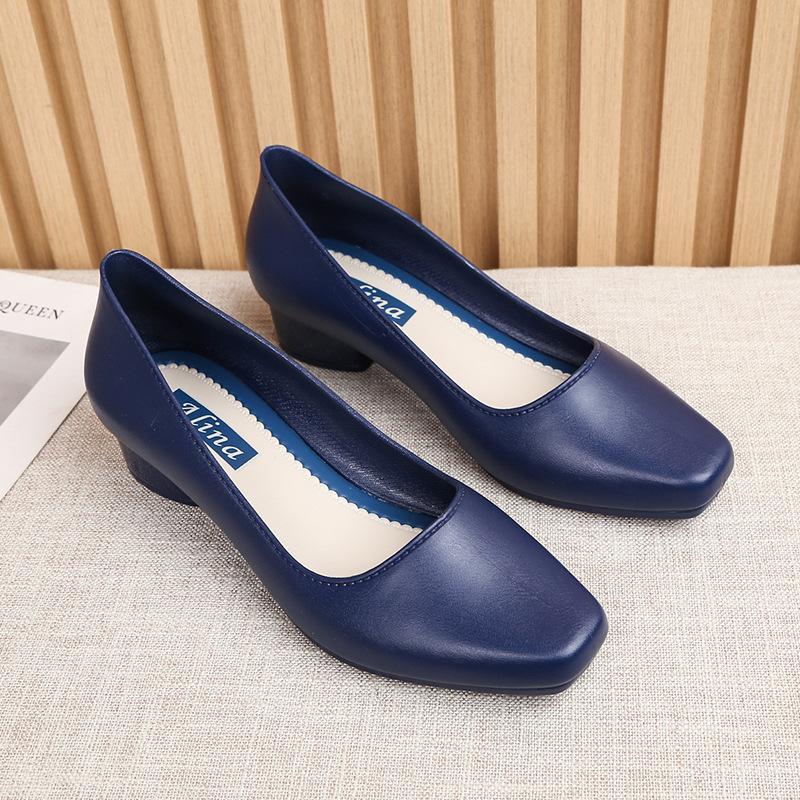 Корейская версия Baotou сандалии на каблуке с уклоном для женщин летом, толстый каблук, квадратный носок, неглубокий носок, уличные повседневные мягкие подошвы одинарные туфли