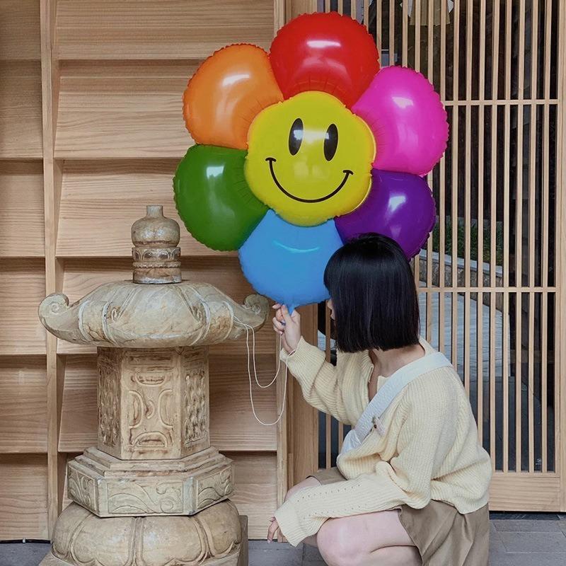Большие белые разноцветные ромашки, подсолнухи, воздушные шары из алюминиевой пленки для пикника на открытом воздухе, для запуска желаний и для фотосъемки