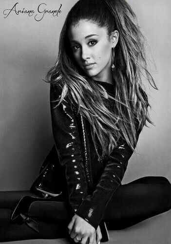 Ariana Grande Poster 2 - High Gloss - Photo Quality Insert