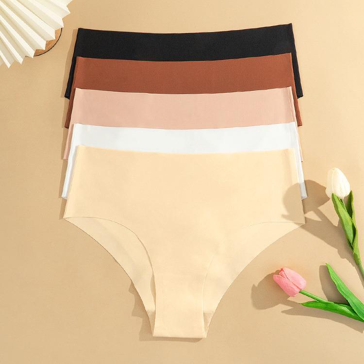 Бесшовное быстросохнущее нижнее белье из ледяного шелка со средней талией для женщин без бедер и живота. Удобные женские трусы для спорта и фитнеса.