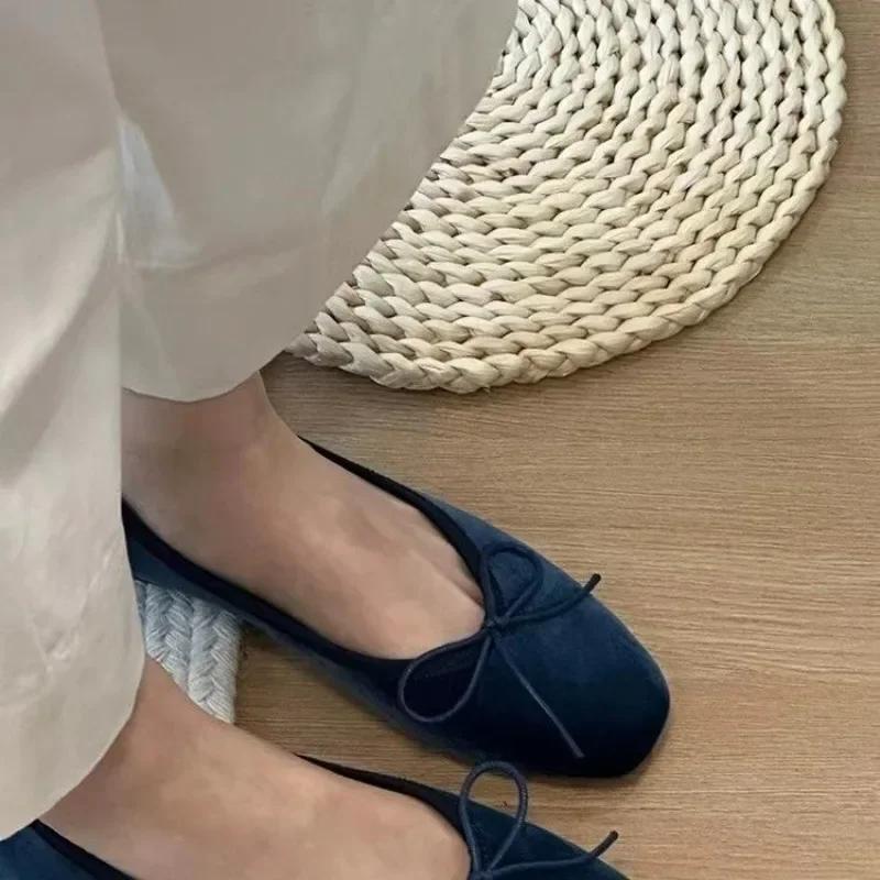 Дизайнерские женские бархатные туфли-лодочки без застежек, модные, элегантные, с бантом-бабочкой, весна-осень, женские, удобные, с мягкой подошвой, туфли Мэри Джейн