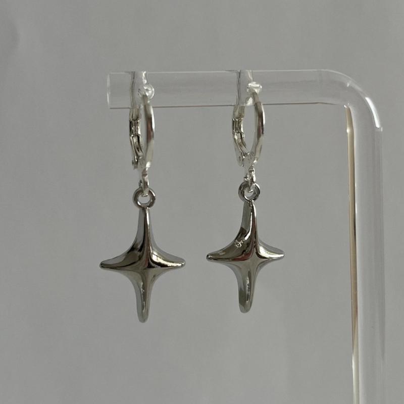 Gothic Vintage Barbed Cross Sword Earrings For Women Fashion Cool Punk Rock Party Jewelry Accessories Gift