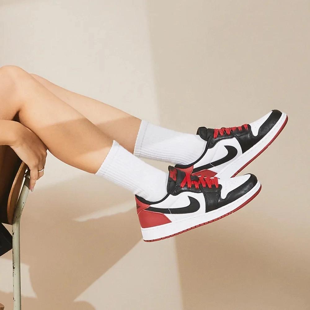 Jordan 1 Ретро Лоу ОГ Блэк Тоу 2023 GS CZ0858-106