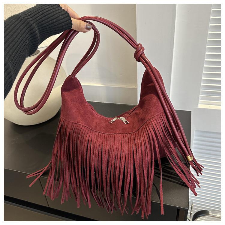 Модная бахрома Большая вместимость 2024 Новая Ретро Популярная Женская Простая Одноплечевая Наплечная Сумка