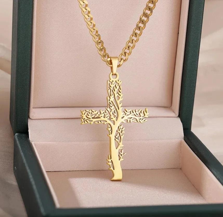 Stainless Steel Christian Tree Cross Necklace for Women Men Pendant Necklaces Retro Religion Jewelry Gift New Design Bijoux