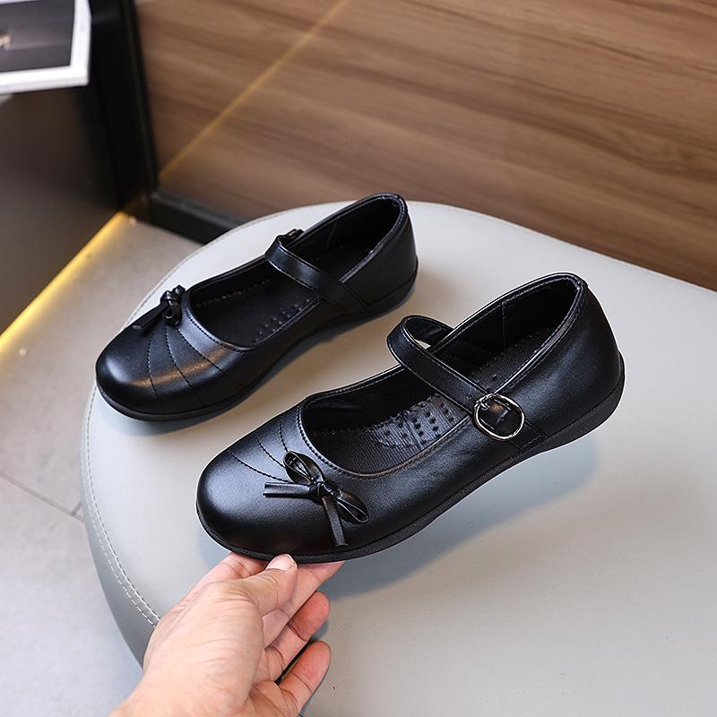 Детские кожаные туфли весна осень новые черные туфли для девочек школьные универсальные детские модные туфли принцессы с бантом на плоской подошве