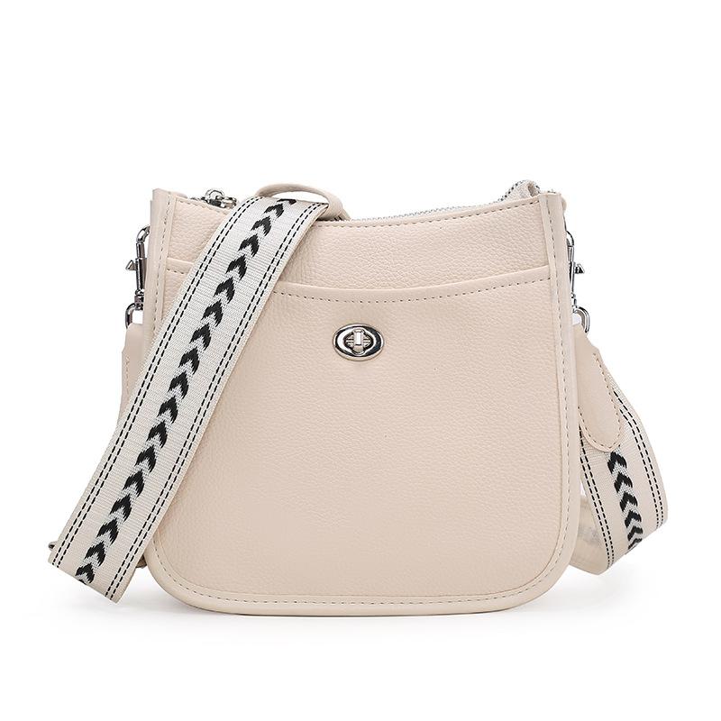 Маленькая женская сумка через плечо