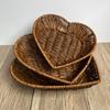 Имитация ротанговой плетеной корзины для фруктов, настольные корзины для хранения в форме сердца для домашней кухни, декоративный поднос для овощей в стиле ретро