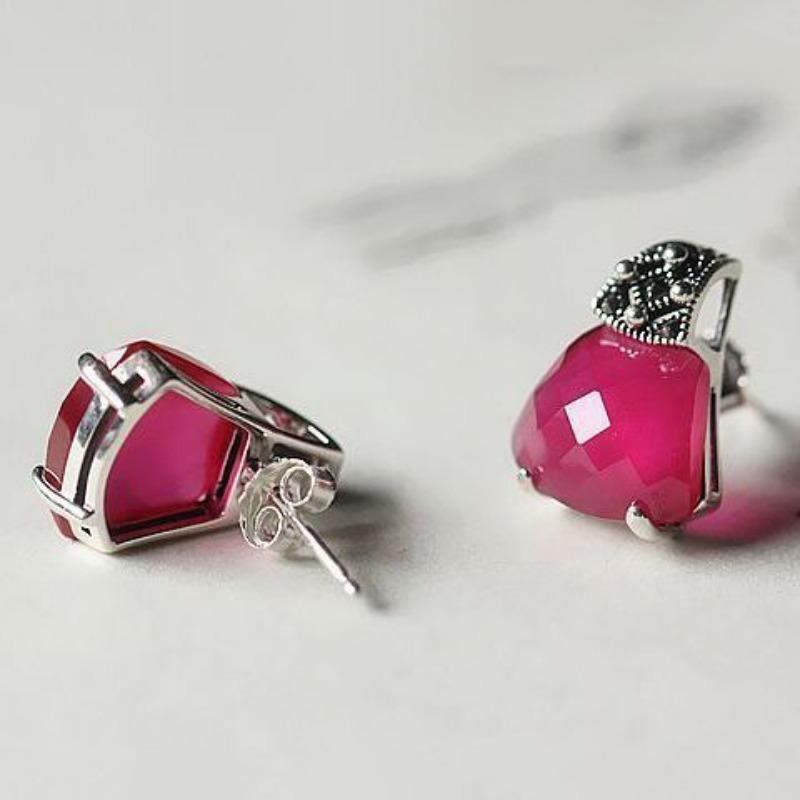 Классические рубиновые серьги-гвоздики, изысканные и высококачественные серьги с красным драгоценным камнем для женщин, модные, новые, в подарок на вечеринку