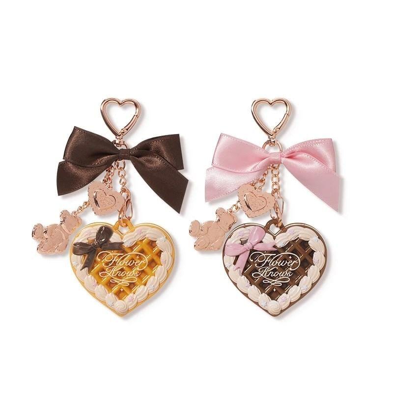 Flower Knows - Flower Knows Коллекция Sweetie Bear Мини-пудра для лица и набор с шармом - 2 вида