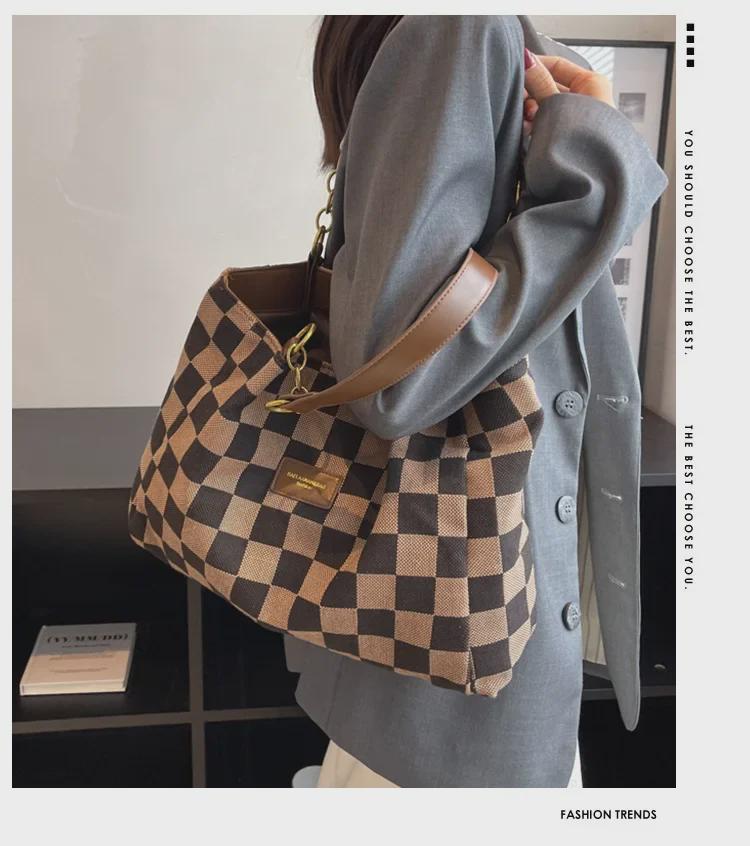 Женская сумка-тоут с леопардовым принтом большой вместимости - модная сумка через плечо с шахматным узором 2023 года