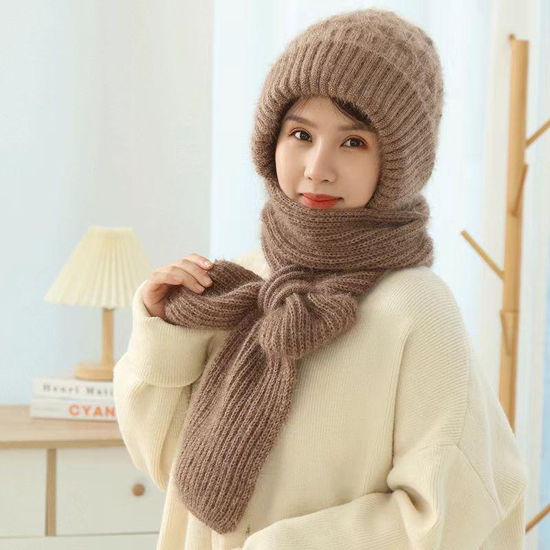 Luxury Velvet Knit Scarf with Phoenix Tail Flower Design - Double-Layered, Fleece-Lined Hat for Wind and Snow Protection