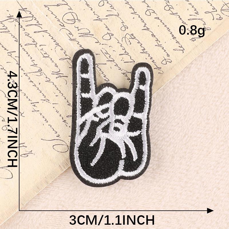 Embroidery Label English Alphabet Cloth Label DIY Patch Sticker Clothing Accessories Cloth Badge Embroidery Sticker Cloth Sticker