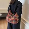Осень и зима новая шерстяная клетчатая сумка через плечо большая вместительная сумка-тоут ретро универсальная модная женская сумка