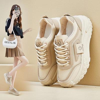 Женские кроссовки в корейском стиле, лето 2025: Дышащая сетка, Толстая подошва, Увеличение роста, Повседневные спортивные кроссовки (Q068)