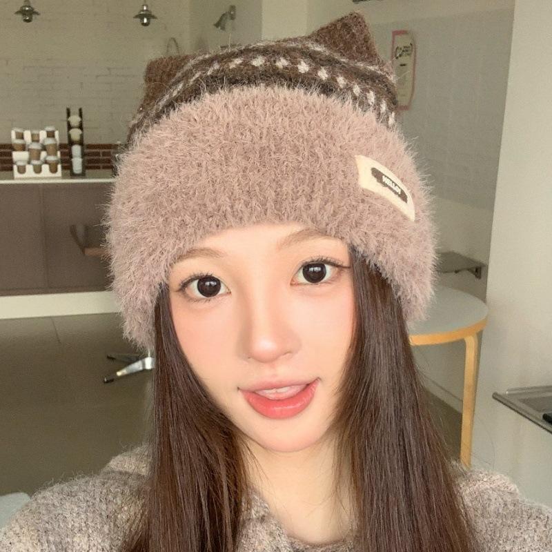 Sweet and cute cat ears plush hat women's autumn and winter versatile cold-proof warm hat casual face small knitted hat