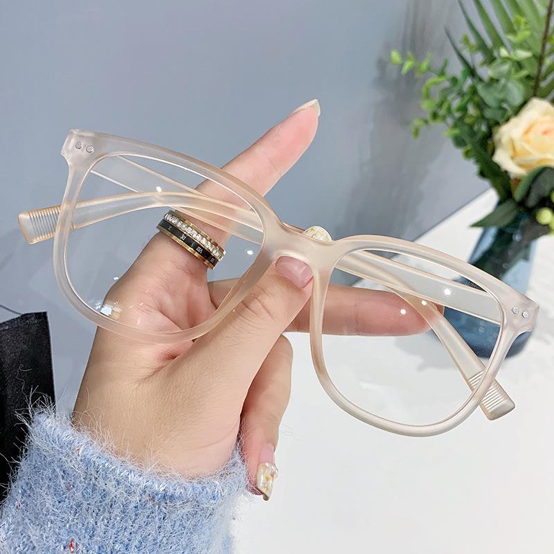 Metre Nail Frame Anti-Blu-ray Flat Glasses Plain Face Artifact Slim Joker Men and Women with Anti-Blu-ray Glasses Online Celebrity.