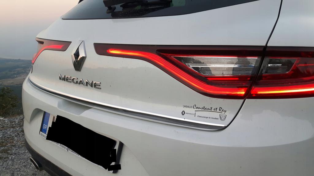 Renault MEGANE MK IV HB - CHROME STRIP FOR THE LID