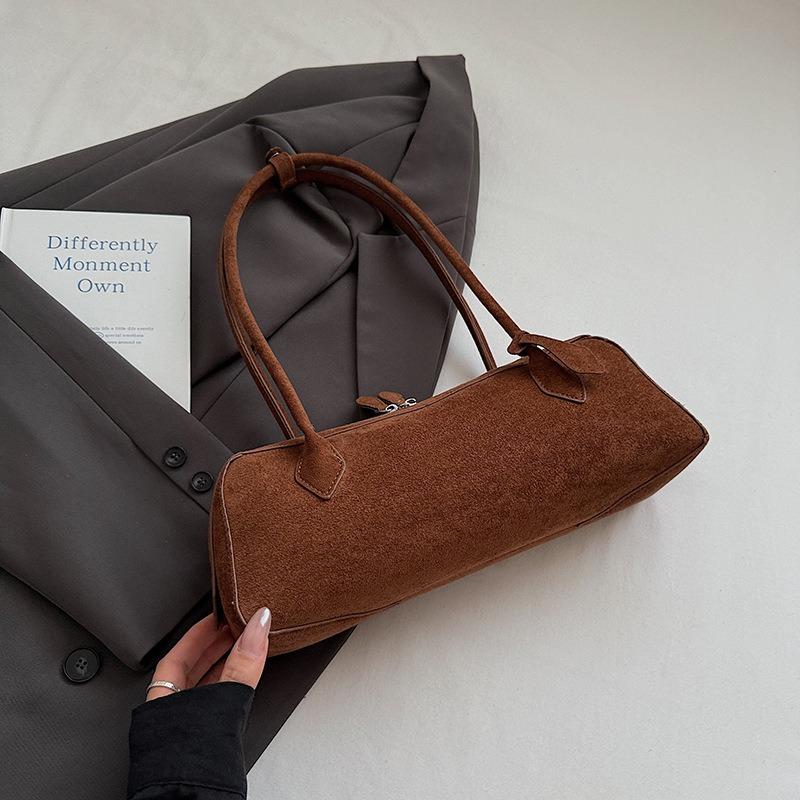 Ретро замшевая сумка-багет женская осенняя новая нишевая повседневная на плечо подмышку