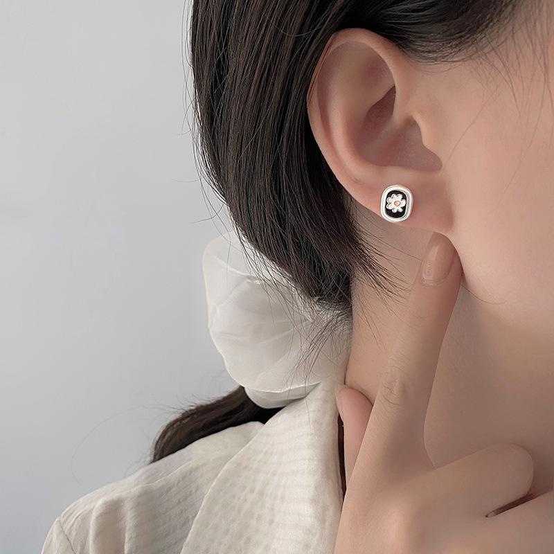 Серьги-капельки в виде маргариток в лесном стиле для женщин, милые, свежие, пасторальные универсальные ушки