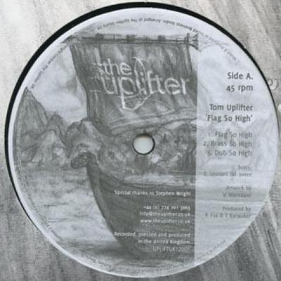 12-дюймовый виниловый ТОМ UPLIFTER / ТОМ UPLIFTER; ПОЛ Ф - Флаг Так Высоко; Медь Так Высоко; Dub So UPLIFTUK12001 Uplifter 2012 UK Регги, Ска и Даб