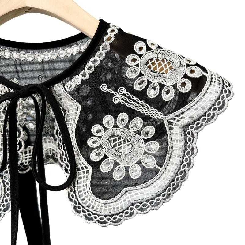 Women Lace Collar Decorative Spread False Collar Hollow Out Collar DIY