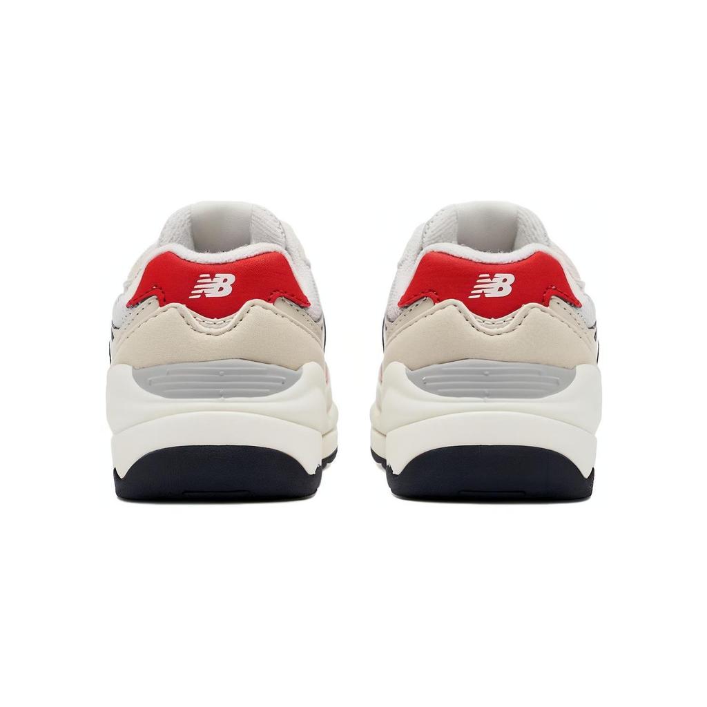 New Balance Низкие детские туфли Бежевые Красные Малыш IV5740ES