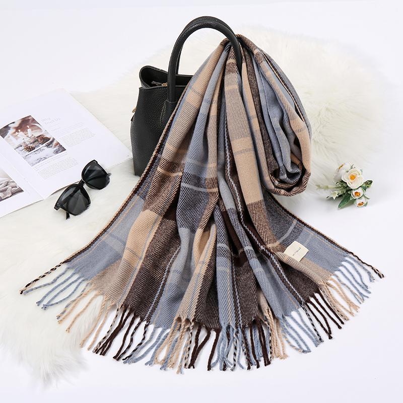 Female's Winter Warm Long Scarf Classic Plaid Tessles Pashmina Shawl Thick and Soft Muffler for Muslim Women Pareos Outdoor