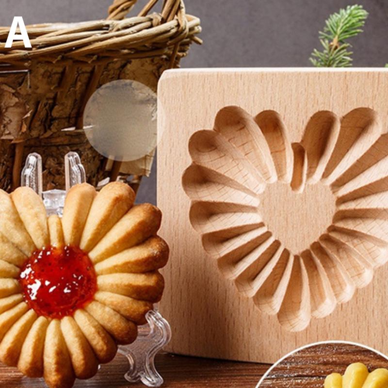 3D Wooden Cookie MoldChristmas Cookie Cutters Biscuit Cutter Moldes Embossing Mold for Cakes and Cookies Press