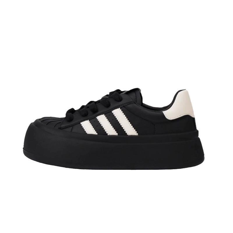 Shell Head Board Shoes Women's Lace-up Thick-soled Black and White Panda New Spring and Autumn Big Head Casual Doll Shoes 2024 High Value