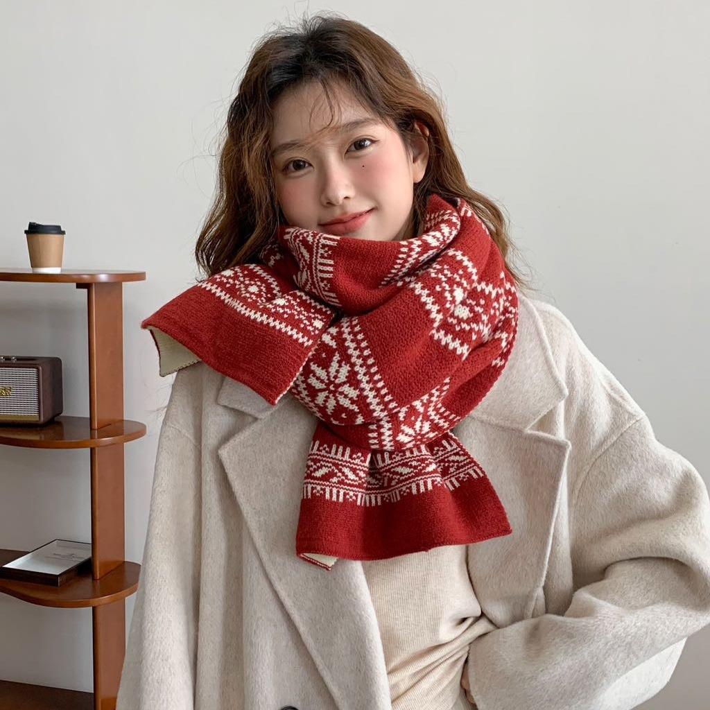 Red Christmas Knitted Scarf Female Winter Vintage Versatile Warm Student Couple Premium Birthday Gift Scarf